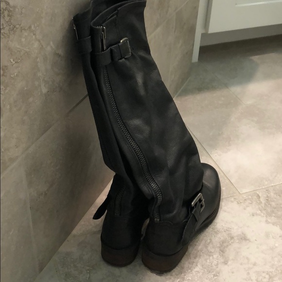 Steve Madden Black Boots - Picture 2 of 5